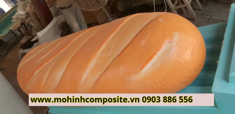mô hình bánh mỳ siêu to khổng lồ composite - Mô hình bánh mỳ siêu to khổng lồ - composite