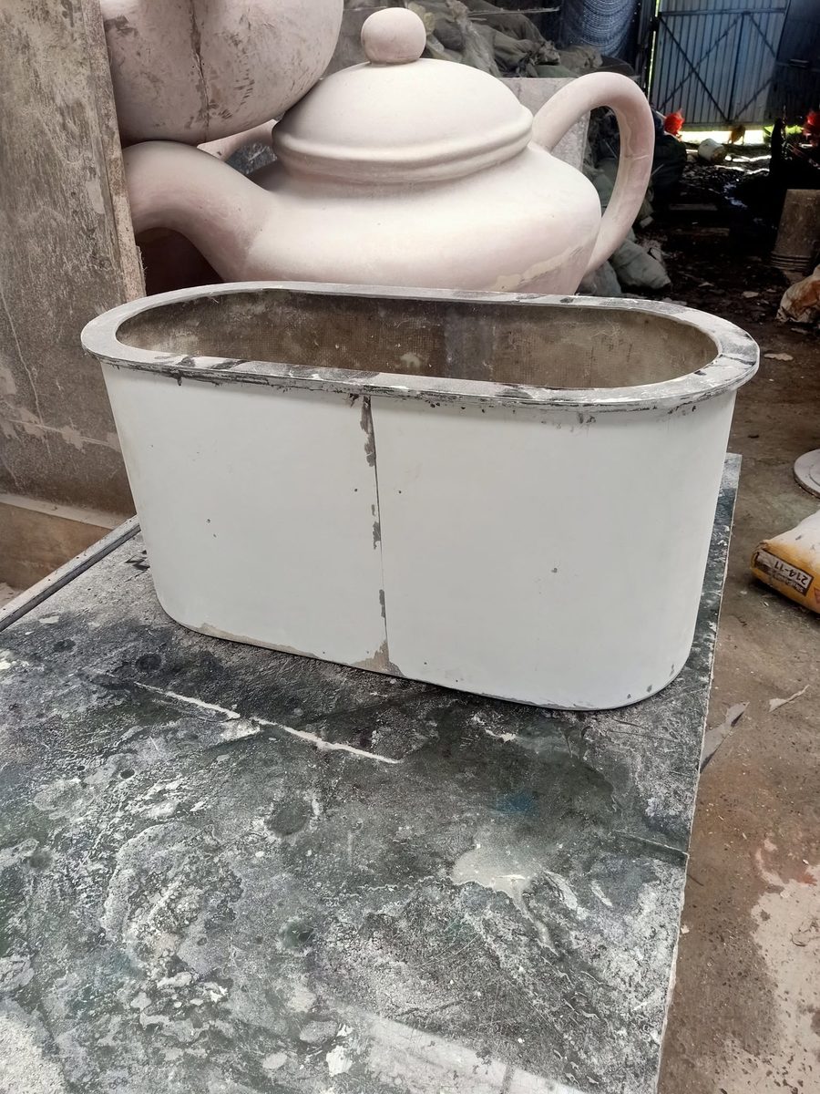 Chậu Hoa Hình Trụ Composite — Giải Pháp Trang Trí Hành Lang Văn Phòng & Khách Sạn Đẳng Cấp chậu hoa hình trụ composite văn phòng khách sạn - hình 2 - Mô Hình Composite Việt Nam