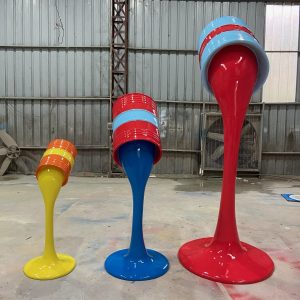 Tượng Chai Sơn Móng Tay Composite Khổng Lồ Prop Check-in 3D Mỹ Phẩm — composite prop check-in, xưởng sản xuất TP.HCM