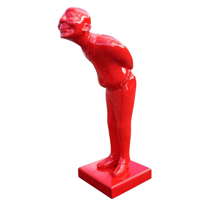 Tượng Người Cúi Chào Composite Đón Khách — Nhà Hàng, Showroom, Khách Sạn Tượng nhân vật composite cúi chào cao 1.5m — sơn đỏ phong thủy, chi tiết trang phục sắc nét